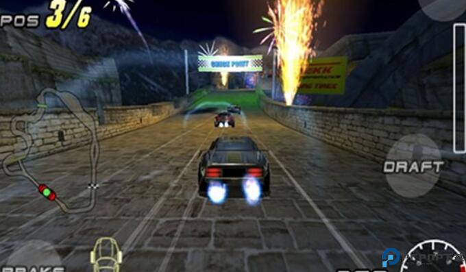 雷霆赛车中文版免费下载