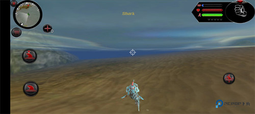 变形鲨鱼机器人游戏截图