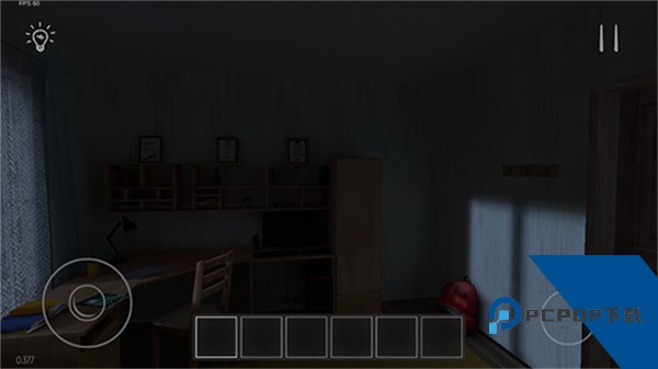 学生潜行逃亡中文版